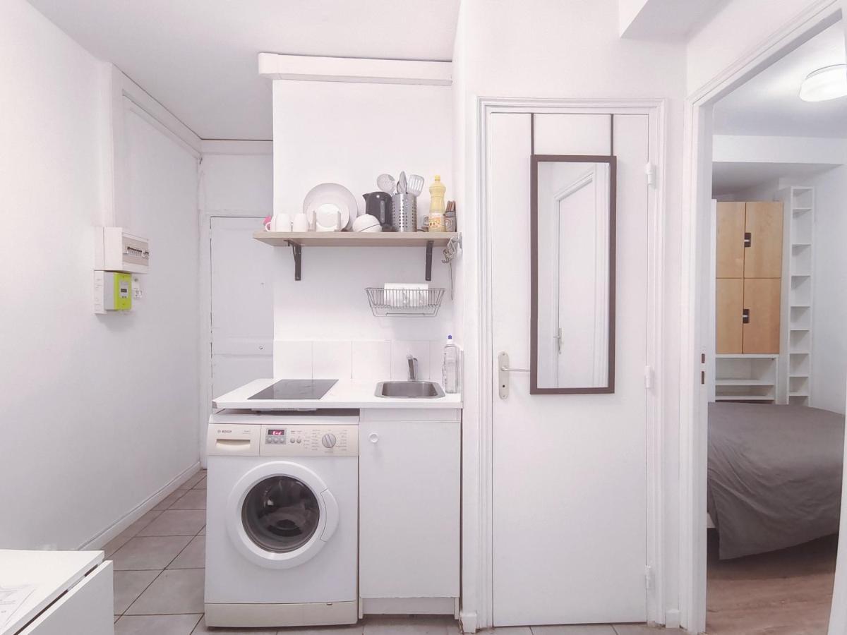 Charmant Appartement Proche De La Tour Eiffel Paris Exterior foto